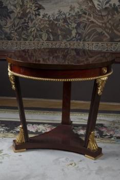 265. Sada třech stolů v empírovém stylu 265. Sada třech stolů v empírovém stylu