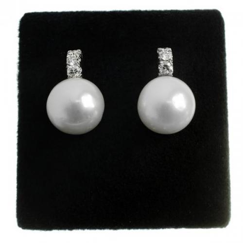 Zlaté náušnice s perlami a brilianty Zlaté náušnice s perlami a brilianty