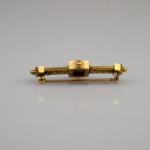 Zlatá brož s kamejí Zlatá brož s kamejí