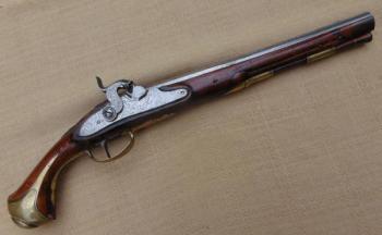 Pistole 18 stol. Prespurg - Bratislava  Pistole 18 stol. Prespurg - Bratislava