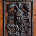 Velká neorenesanční knihovna s erbem Velká neorenesanční knihovna s erbem