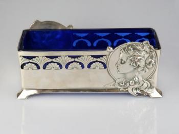 Secesní žardiniera Secesní žardiniera