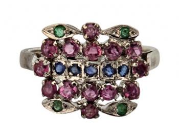 Stříbrný prsten s drahokamy  Stříbrný prsten s drahokamy