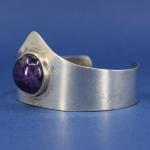 Stříbrný náramek s ametystem Stříbrný náramek s ametystem