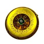 Zlatá brož ve florálním stylu Zlatá brož ve florálním stylu