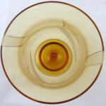 Art deková číše z ambrového skla Art deková číše z ambrového skla