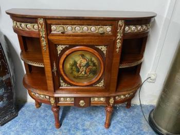 Intarzovaný bufet A  Intarzovaný bufet A