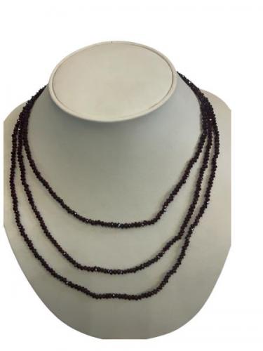 Třířadý granátový náhrdelník Třířadý granátový náhrdelník
