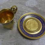 Empírový zlacený hrnek na nožičkách - Karlsbad Empírový zlacený hrnek na nožičkách - Karlsbad