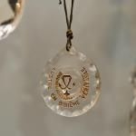 Párové tereziánské nástěnné lampy s křišťály Párové tereziánské nástěnné lampy s křišťály