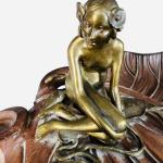 Secesní figurální nástolec - bronz Secesní figurální nástolec - bronz