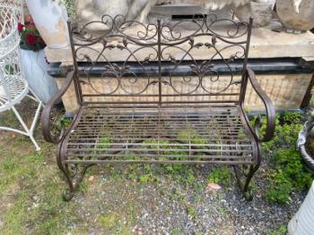 Železná houpací lavička  Železná houpací lavička