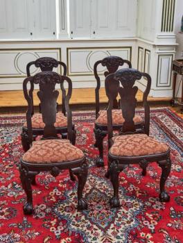 Set židlí Chippendale Set židlí Chippendale