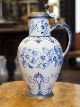 Korbel z keramiky a cínu Korbel z keramiky a cínu