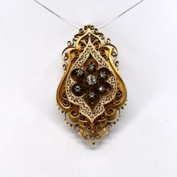 Zlatá brož - závěs Zlatá brož - závěs