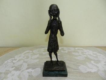 Bronzová socha, ztvárněný Výkřik od Edvarda Muncha Bronzová socha, ztvárněný Výkřik od Edvarda Muncha