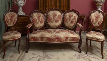 121. Sedací souprava v rokokovém stylu 121. Sedací souprava v rokokovém stylu