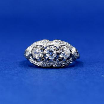 Bílozlatý prsten s brilianty Bílozlatý prsten s brilianty