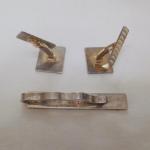 Stříbrné manžetové knoflíky a spona do kravaty  Stříbrné manžetové knoflíky a spona do kravaty