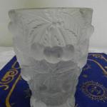 Plastická matovaná skleněná váza - Čechy Plastická matovaná skleněná váza - Čechy