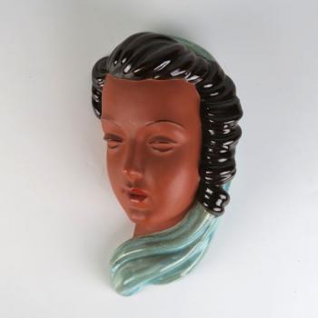 Dívčí hlava - Goldscheider Dívčí hlava - Goldscheider