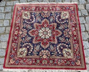 Koberec ručně tkaný 40A  Koberec ručně tkaný 40A