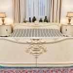 Bílá ložnice Ludvík XV s velkou postelí Bílá ložnice Ludvík XV s velkou postelí