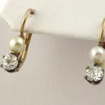 Souprava s mořskými perlami a diamanty - 0,70 ct Souprava s mořskými perlami a diamanty - 0,70 ct