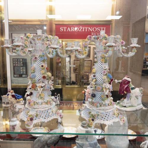 Volkstedt - Rudolstadt, Párové figurální svícny Volkstedt - Rudolstadt, Párové figurální svícny