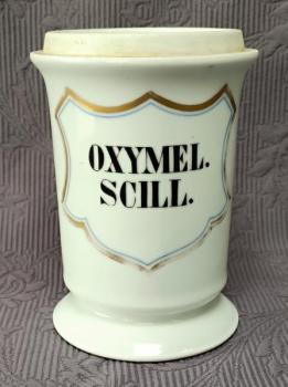 Lékárenská dóza, zn. Loket, 19. stol.  Lékárenská dóza, zn. Loket, 19. stol.