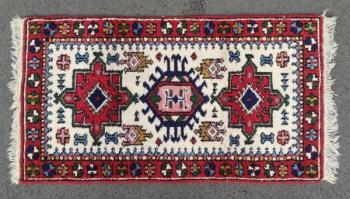 Perský koberec ( 120 x 66,5 cm )  Perský koberec ( 120 x 66,5 cm )