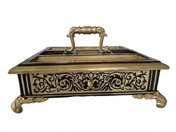 Kalamář ”de Boulle” se zásuvkou Kalamář ”de Boulle” se zásuvkou