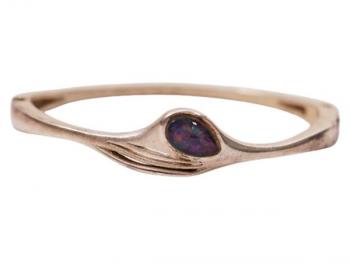 Stříbrný náramek s opálem Stříbrný náramek s opálem