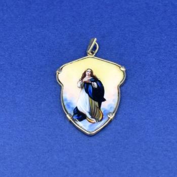Zlatý přívěsek - Madonka Zlatý přívěsek - Madonka