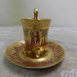 Empírový zlacený hrnek na nožičkách - Karlsbad Empírový zlacený hrnek na nožičkách - Karlsbad