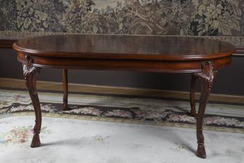 7. Jídelní stůl v barokním stylu 7. Jídelní stůl v barokním stylu