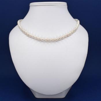 Náhrdelník z mořských perel Akoya Náhrdelník z mořských perel Akoya