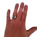 STŘÍBRNÝ PRSTEN ZDOBENÝ S KOČIČÍM OKEM STŘÍBRNÝ PRSTEN ZDOBENÝ S KOČIČÍM OKEM