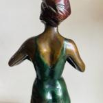 Dívka s míčem – Bruno Zach Dívka s míčem – Bruno Zach