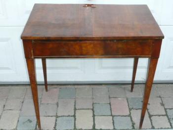 Stůl empír  Stůl empír