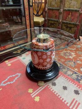 Konferenční stolek s asijským motivem  Konferenční stolek s asijským motivem