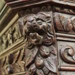 Neorenesanční dubová knihovna bohatě vyřezávaná Neorenesanční dubová knihovna bohatě vyřezávaná