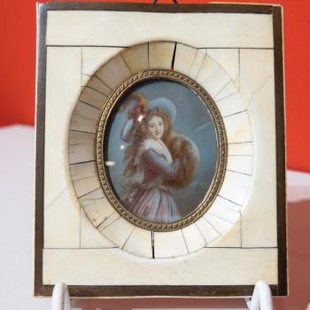 Miniatura, Dáma s rukávníkem Miniatura, Dáma s rukávníkem