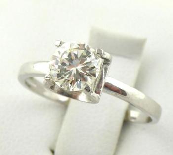 Prsten se solitérním přírodním diamantem - 0,9 ct Prsten se solitérním přírodním diamantem - 0,9 ct