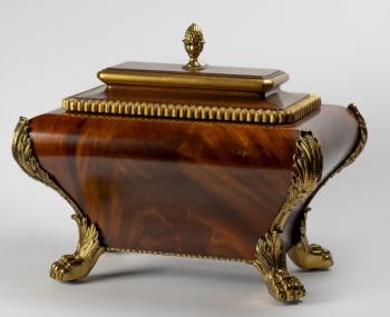 177. Dekorativní kazeta v empírovém stylu 177. Dekorativní kazeta v empírovém stylu