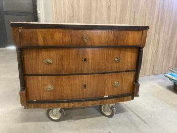 Komoda Biedermeier  Komoda Biedermeier