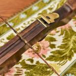 Historická kuše s mosazným mechanismem Historická kuše s mosazným mechanismem