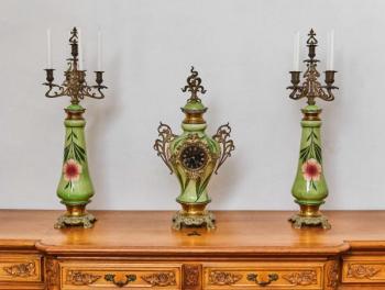 Velké secesní krbové hodiny se svícny Velké secesní krbové hodiny se svícny