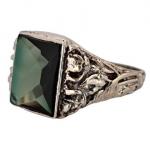 STŘÍBRNÝ PÁNSKÝ PRSTEN SE ZELENÝM TURMALÍNEM STŘÍBRNÝ PÁNSKÝ PRSTEN SE ZELENÝM TURMALÍNEM