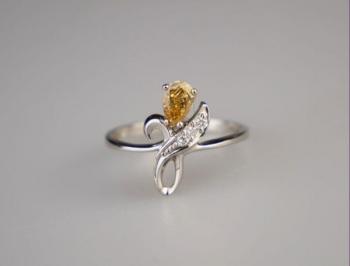 Zlatý prsten s diamanty Zlatý prsten s diamanty